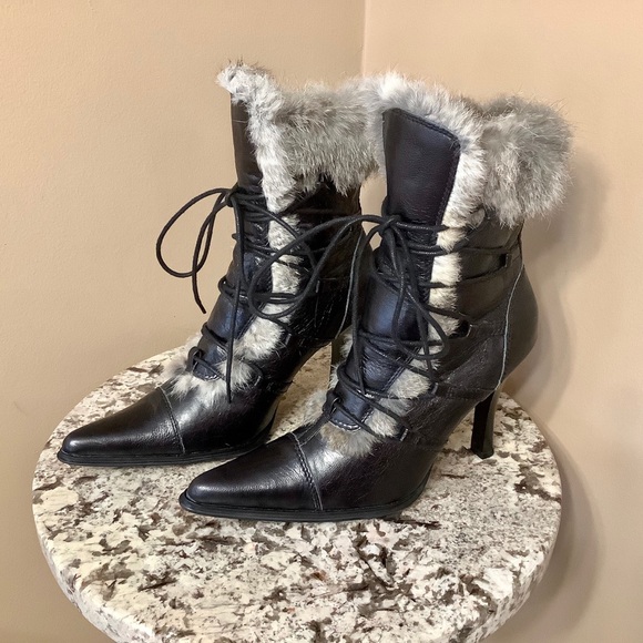 NWOT Moda Puison black booties. Size 8 - Picture 2 of 16